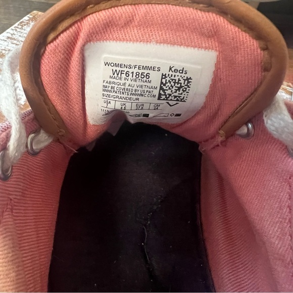 Keds light red with striped lace up tennis shoes, size 7 - Picture 6 of 9